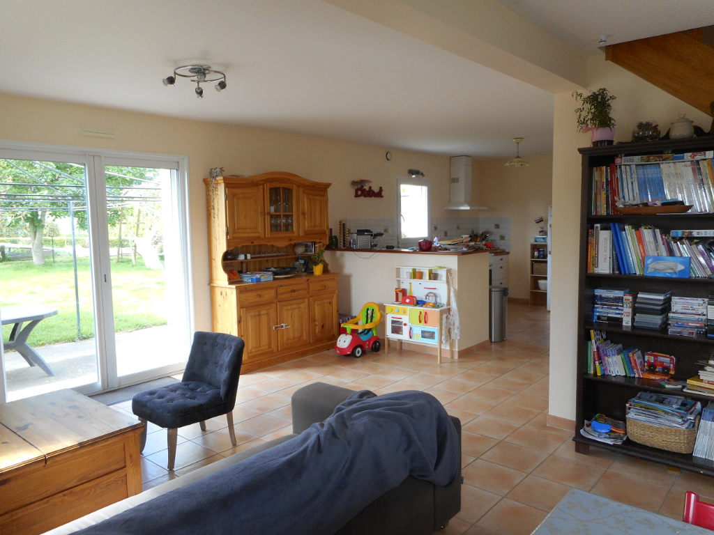 Maison T7 à Saint meen le grand