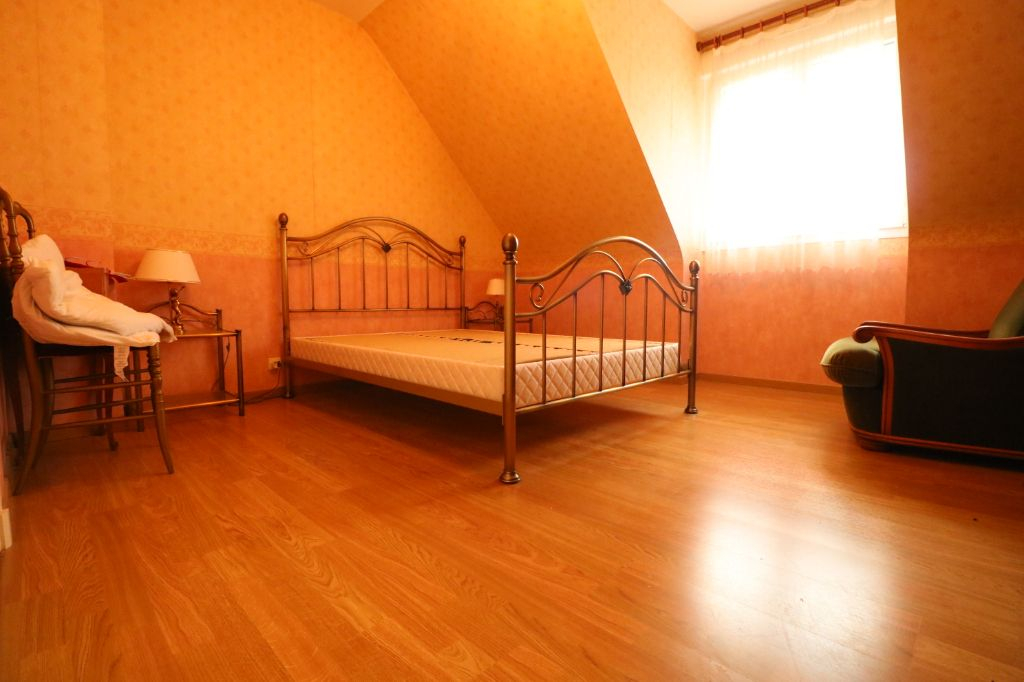 Maison T6 à Chartres de bretagne