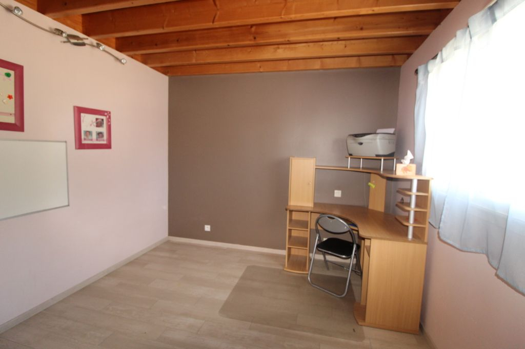 Maison T8 à Saint jouan de l isle