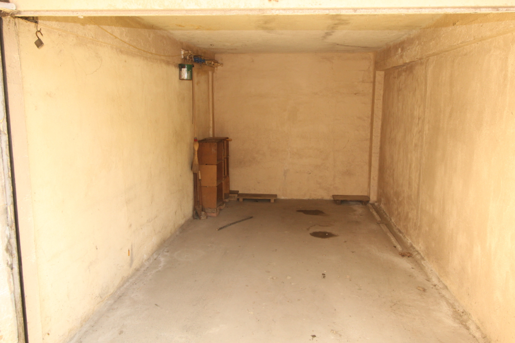 Garage  à Rennes
