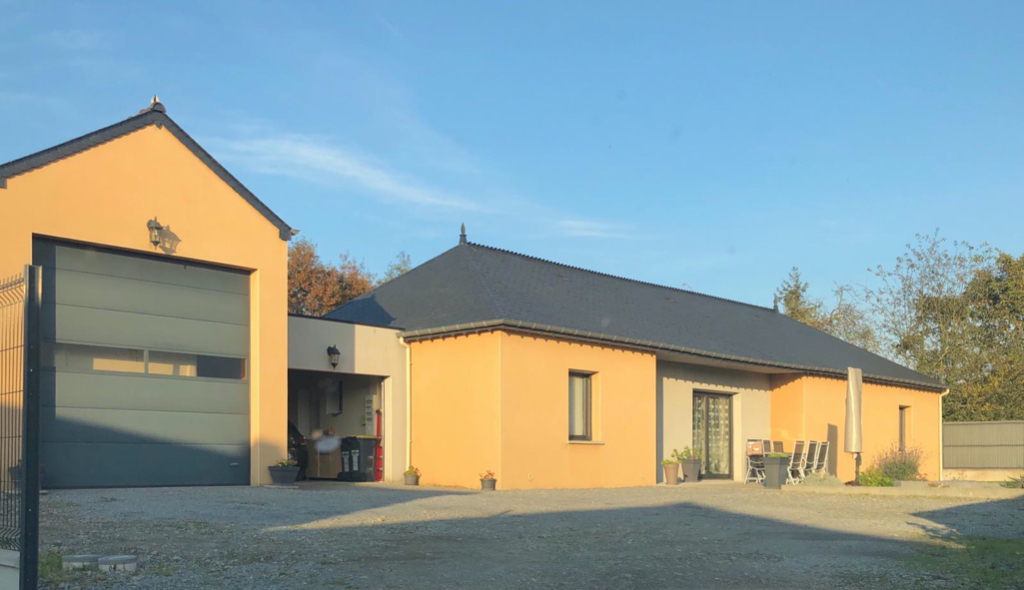 Maison T7 à Saint meen le grand