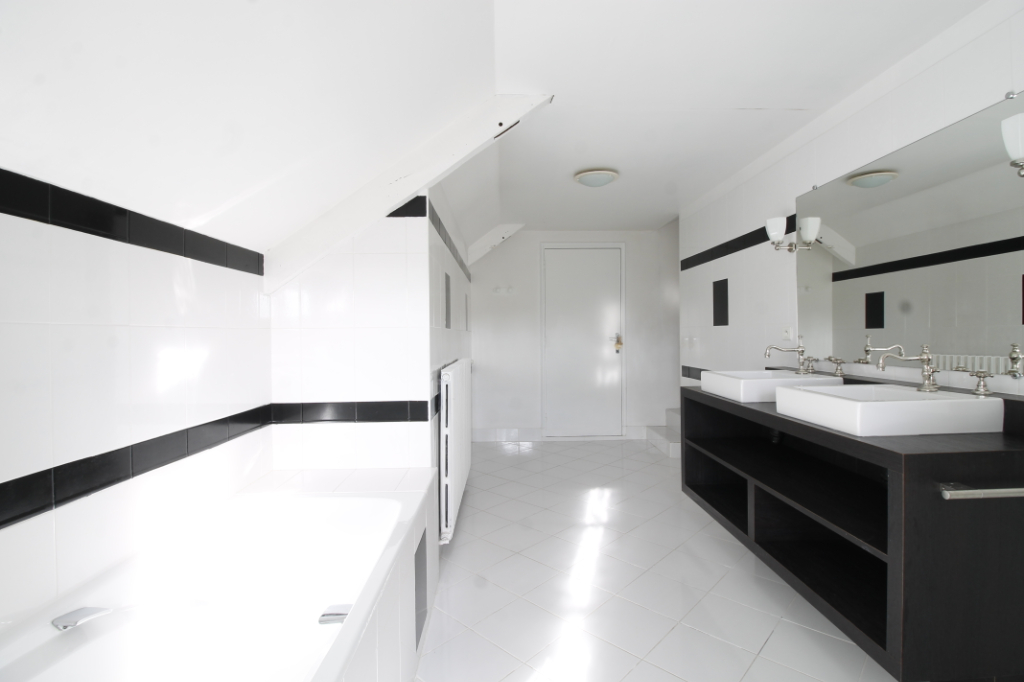Maison T7 à Marcille robert