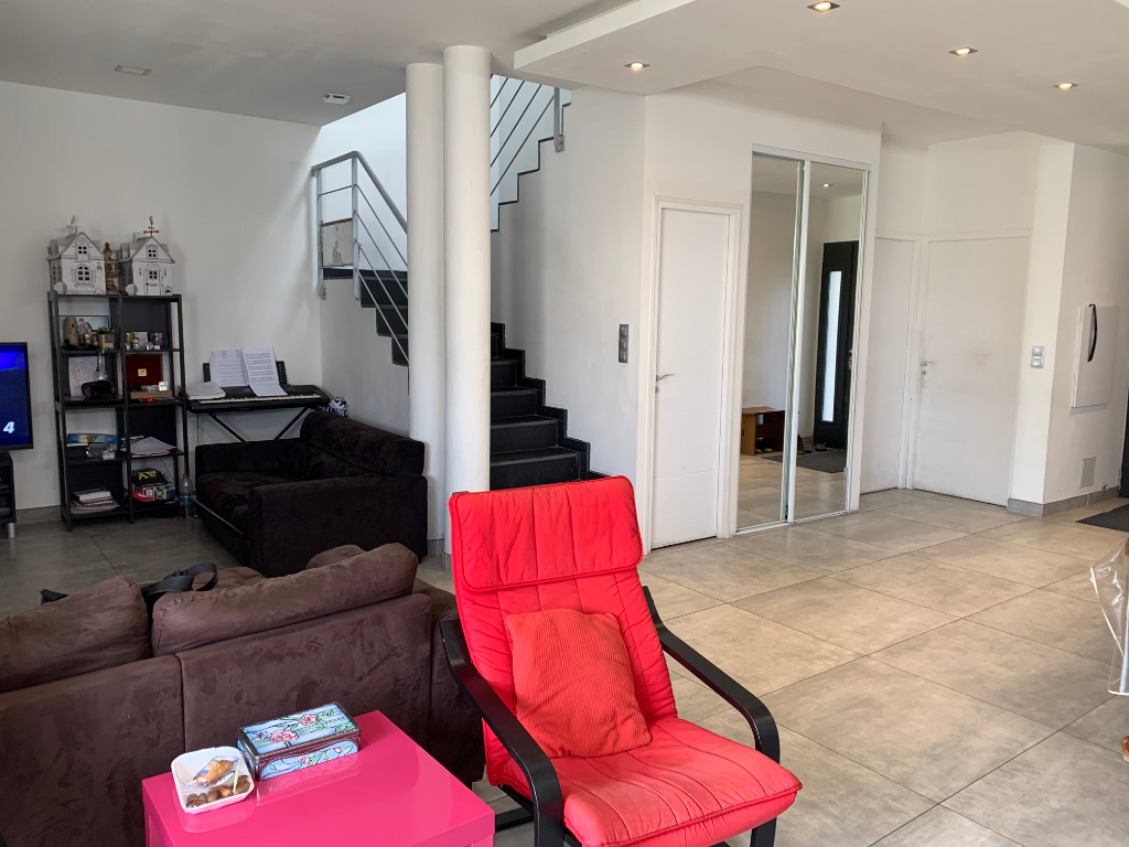 Maison T5 à Pace
