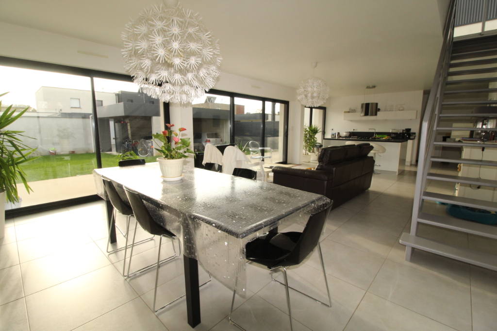 Maison T5 à Saint jacques de la lande