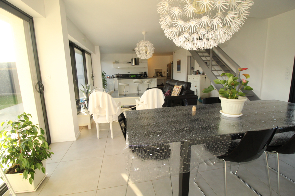 Maison T5 à Saint jacques de la lande