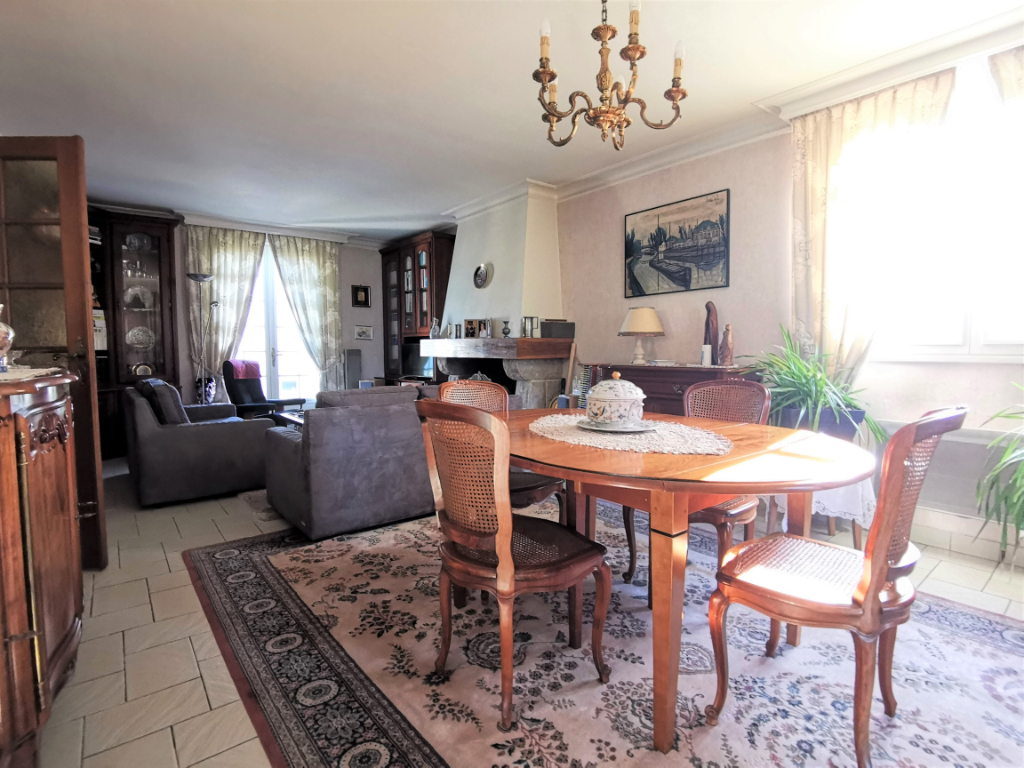 Maison T7 à Pace