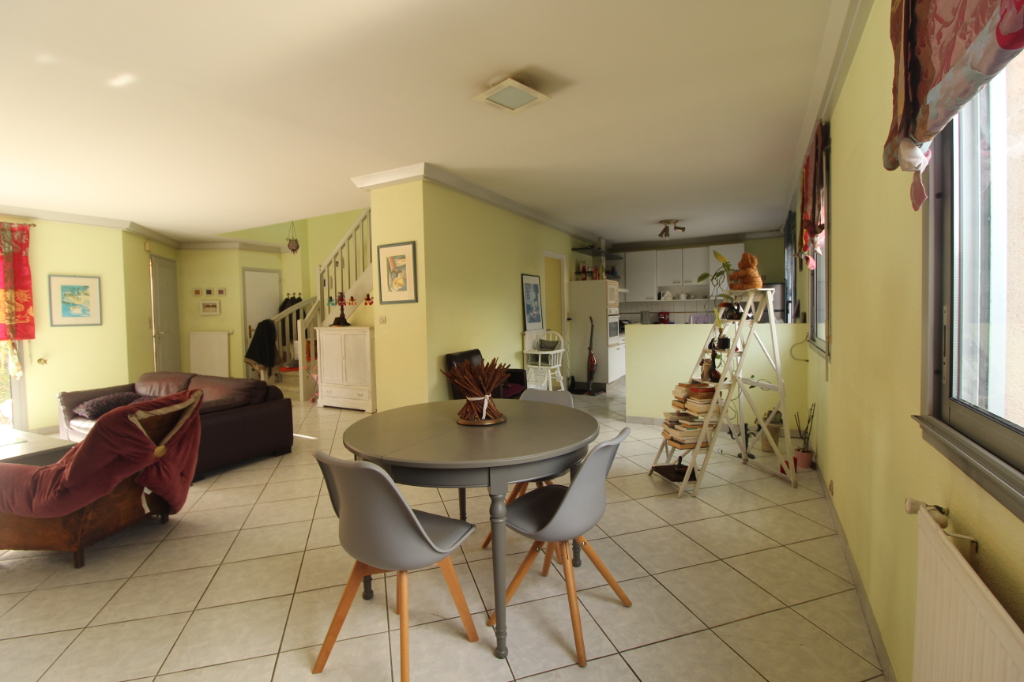 Maison T6 à Saint jacques de la lande