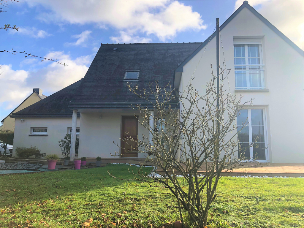 Maison T6 à Crevin