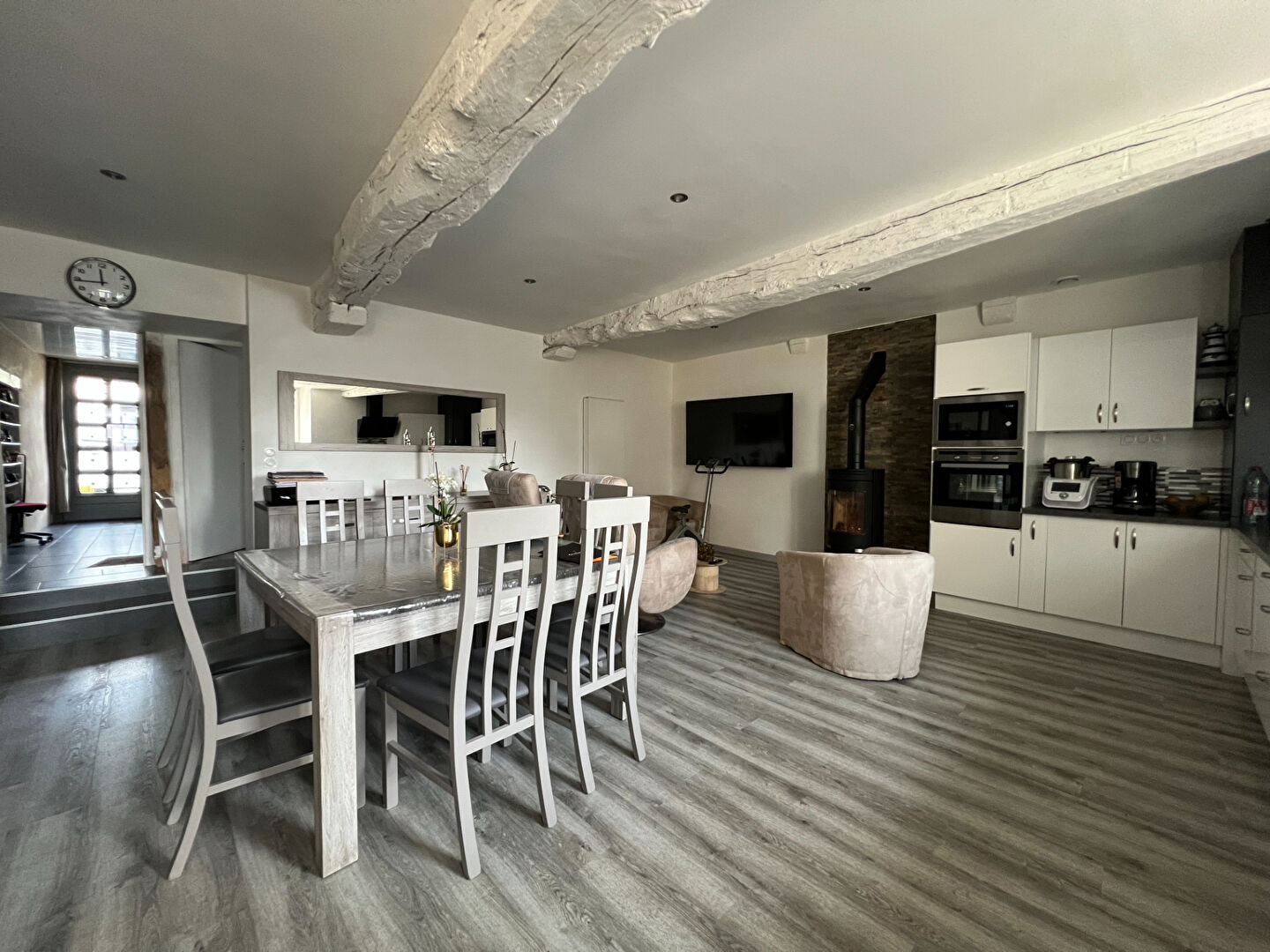 Maison T6 à Illifaut