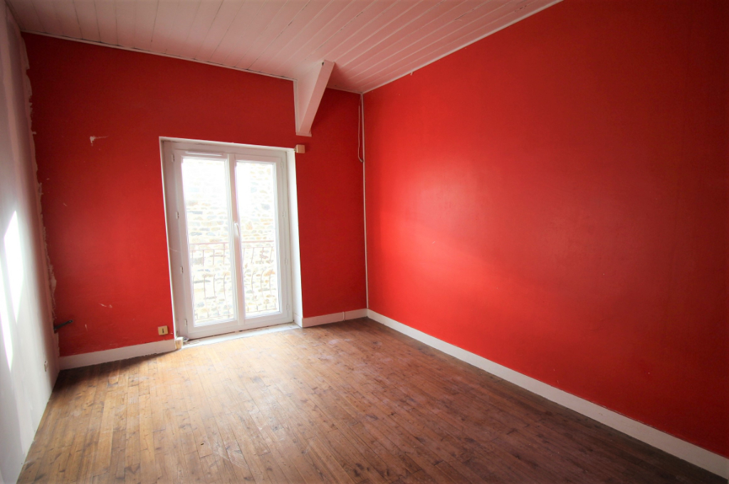 Maison T3 à Cornille