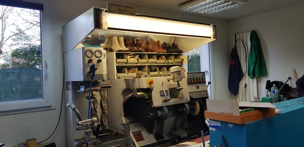 Photo Murs et Fonds de commerce Rennes - couture, pressing aqua, cordonnerie, serrurerie image 5/6