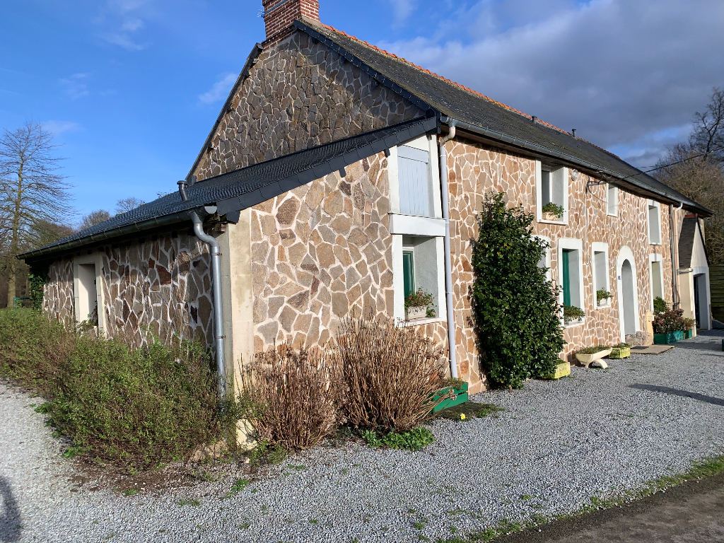 Maison T6 à Merdrignac