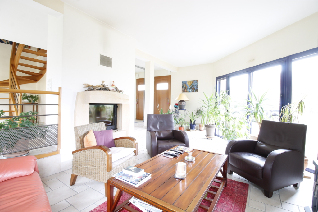Maison T5 à Bourgbarre