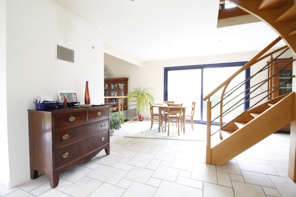 Maison T5 à Bourgbarre