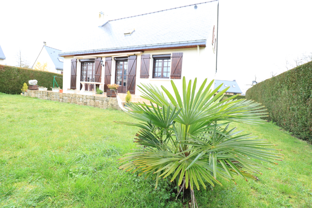 Maison T7 à Chartres de bretagne