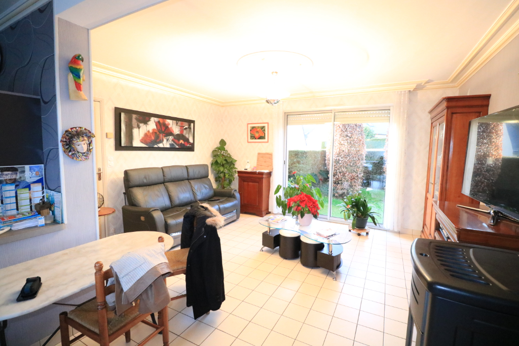 Maison T6 à Bain de bretagne