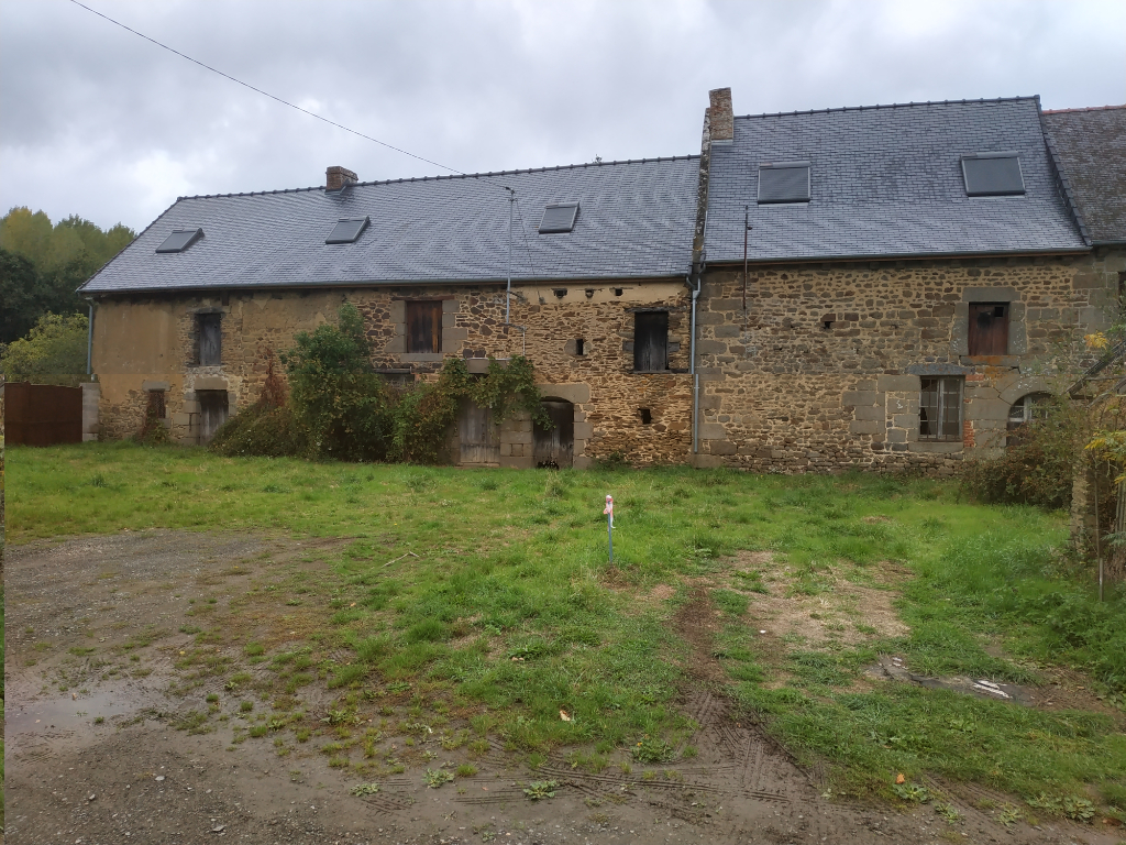 Maison T6 à Meillac
