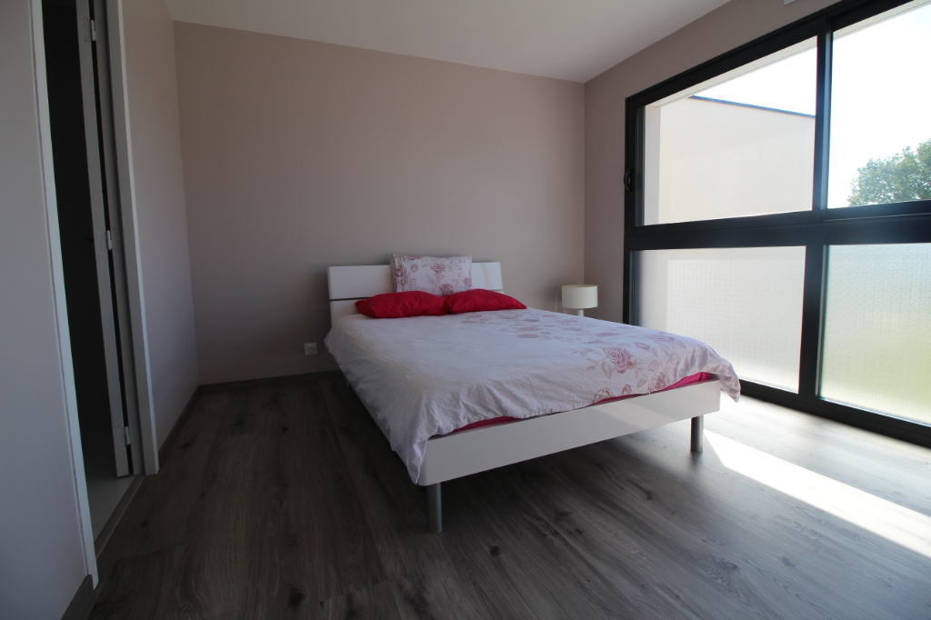 Maison T5 à Noyal chatillon sur seiche