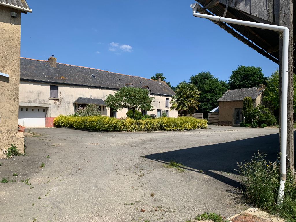 Maison T6 à Bédée