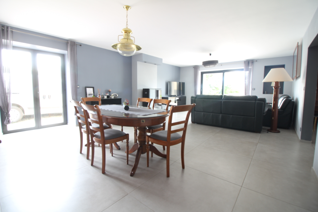 Maison T6 à Pacé