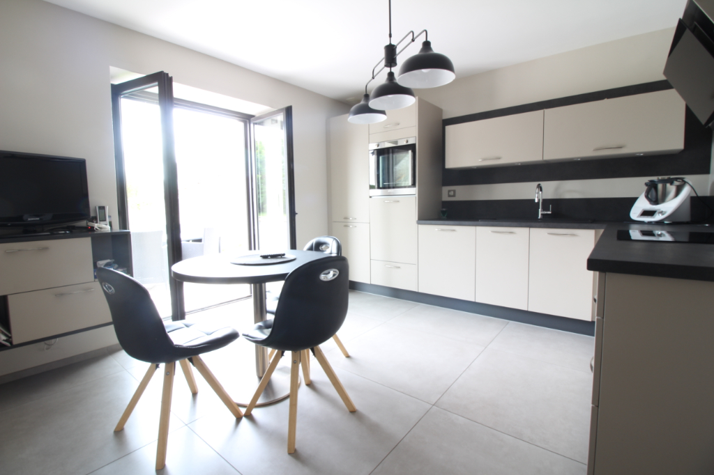 Maison T6 à Pacé