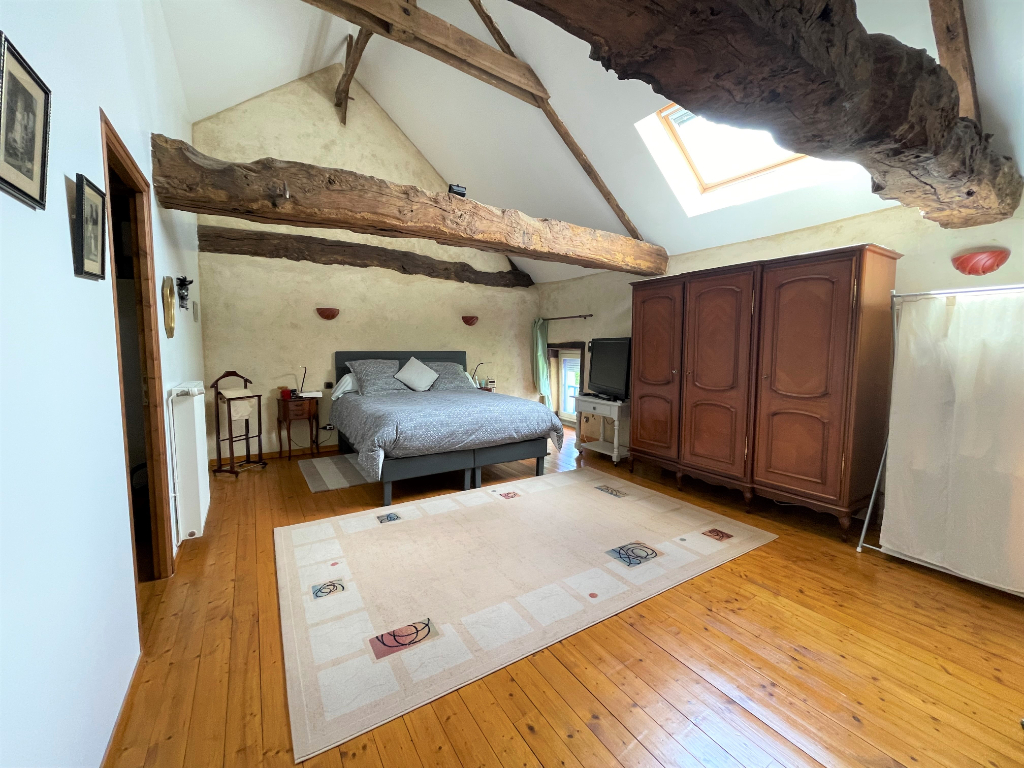 Maison T7 à Irodouer