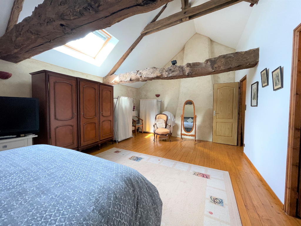 Maison T7 à Irodouer