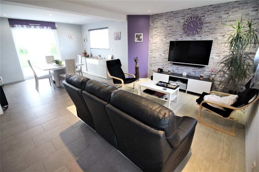 Maison T5 à Sens de bretagne