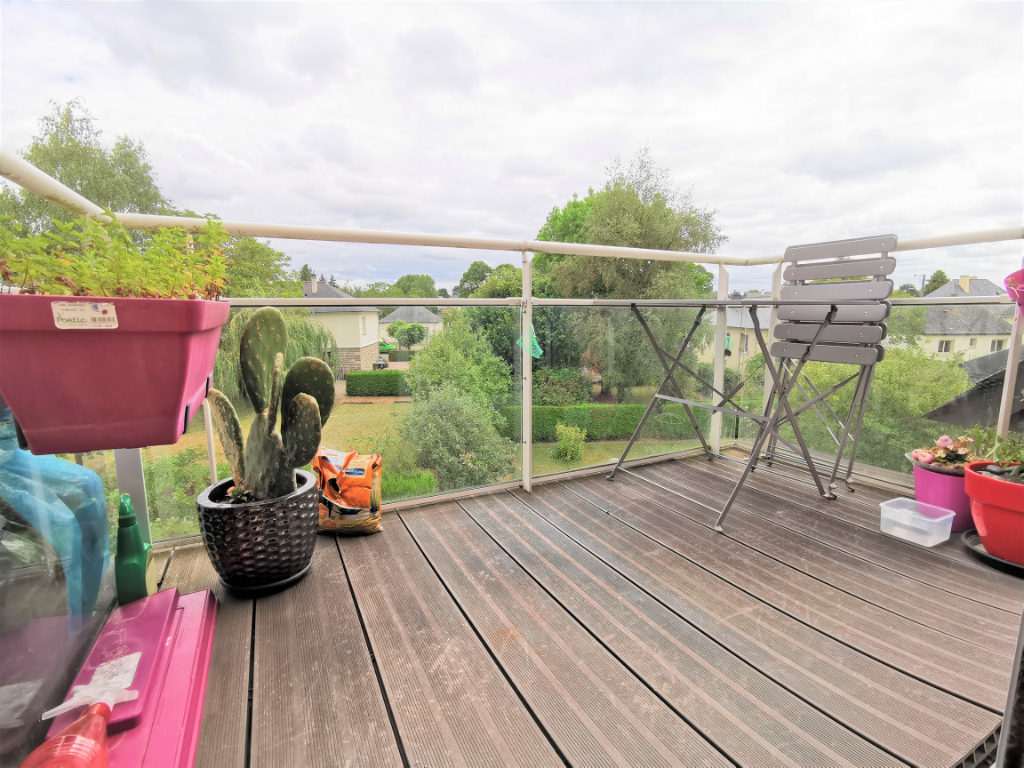 Appartement T3 à Saint domineuc