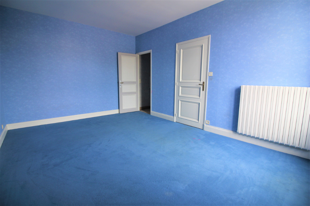 Maison T5 à Etrelles