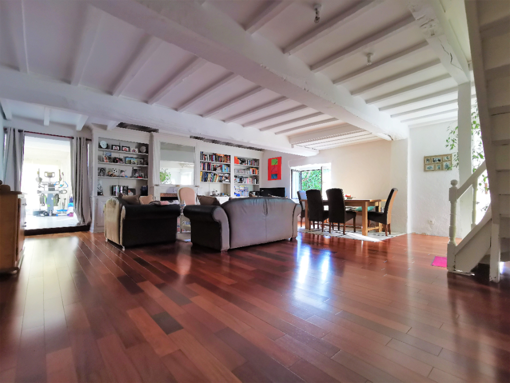 Maison T6 à Vern sur seiche