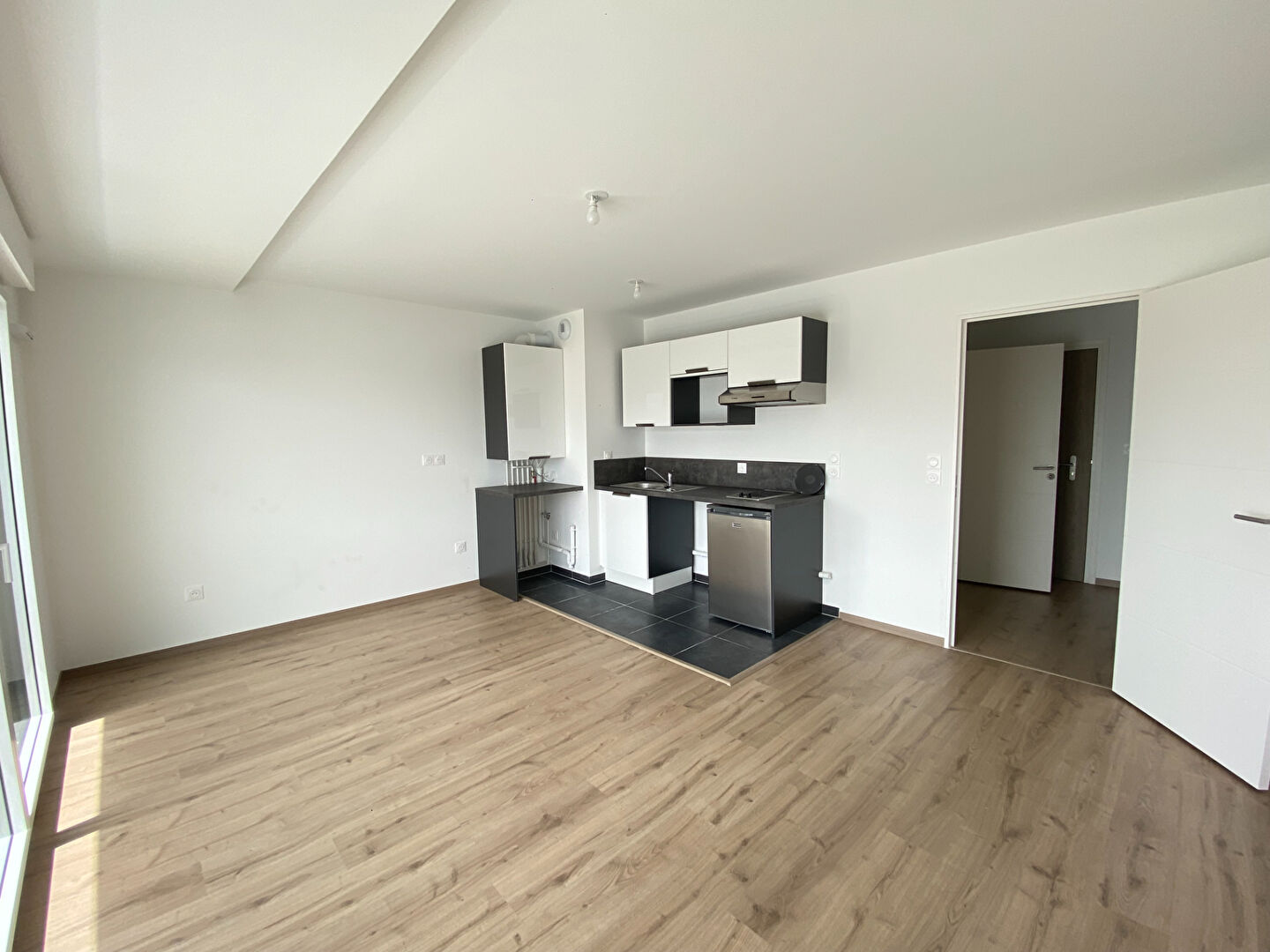 Photo Location studio - Saint-Hélier - Location immobilier Rennes image 2/6