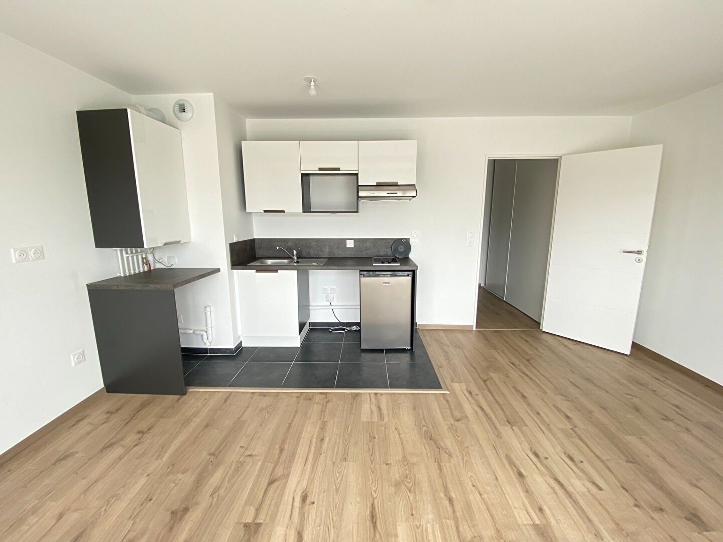 Photo Location studio - Saint-Hélier - Location immobilier Rennes image 3/6