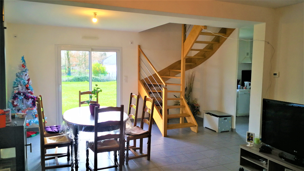 Maison T5 à Lusanger