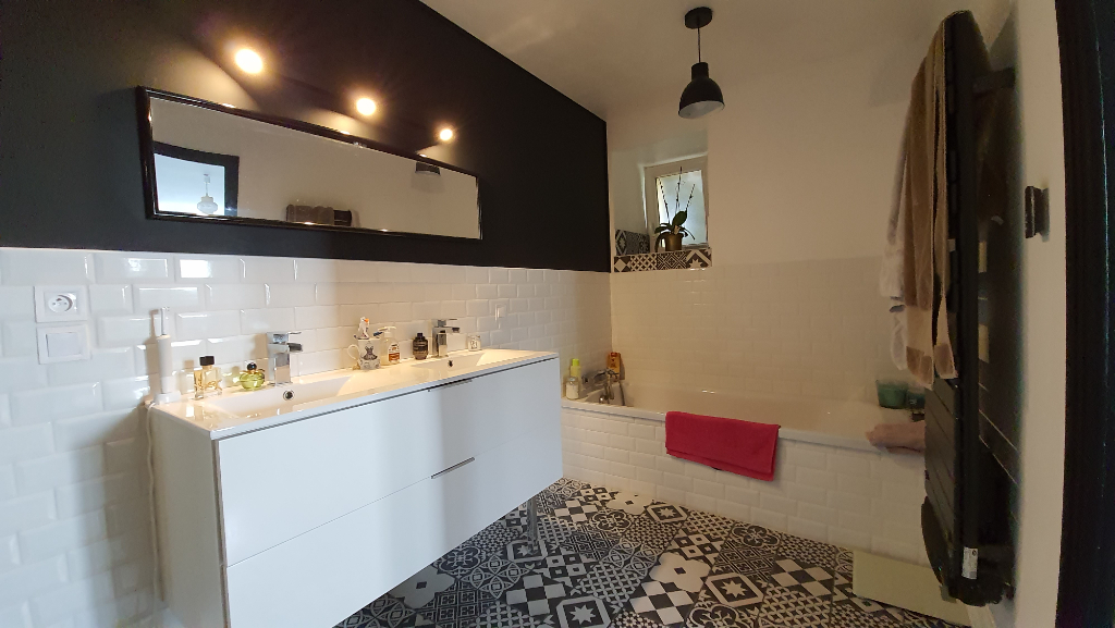 Maison T0 à Langan