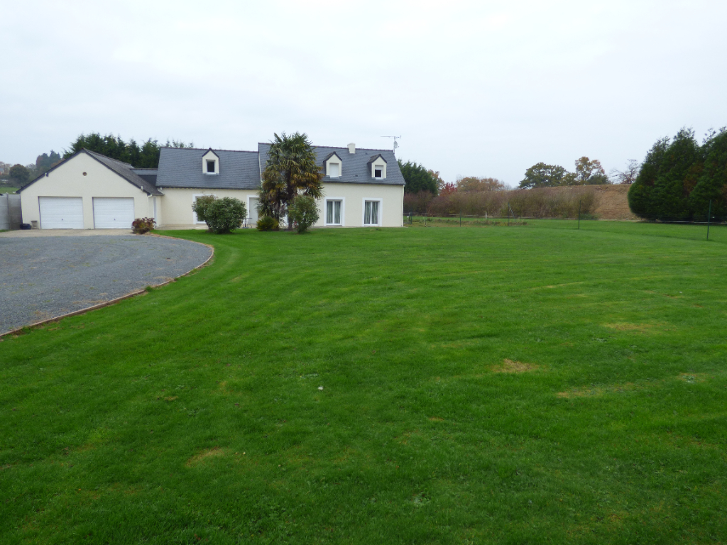 Maison T6 à Retiers