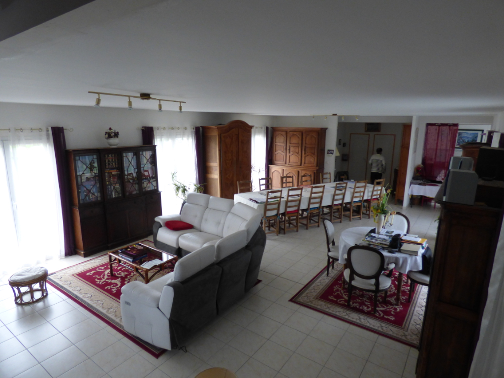Maison T6 à Retiers