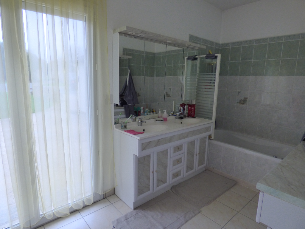 Maison T6 à Retiers