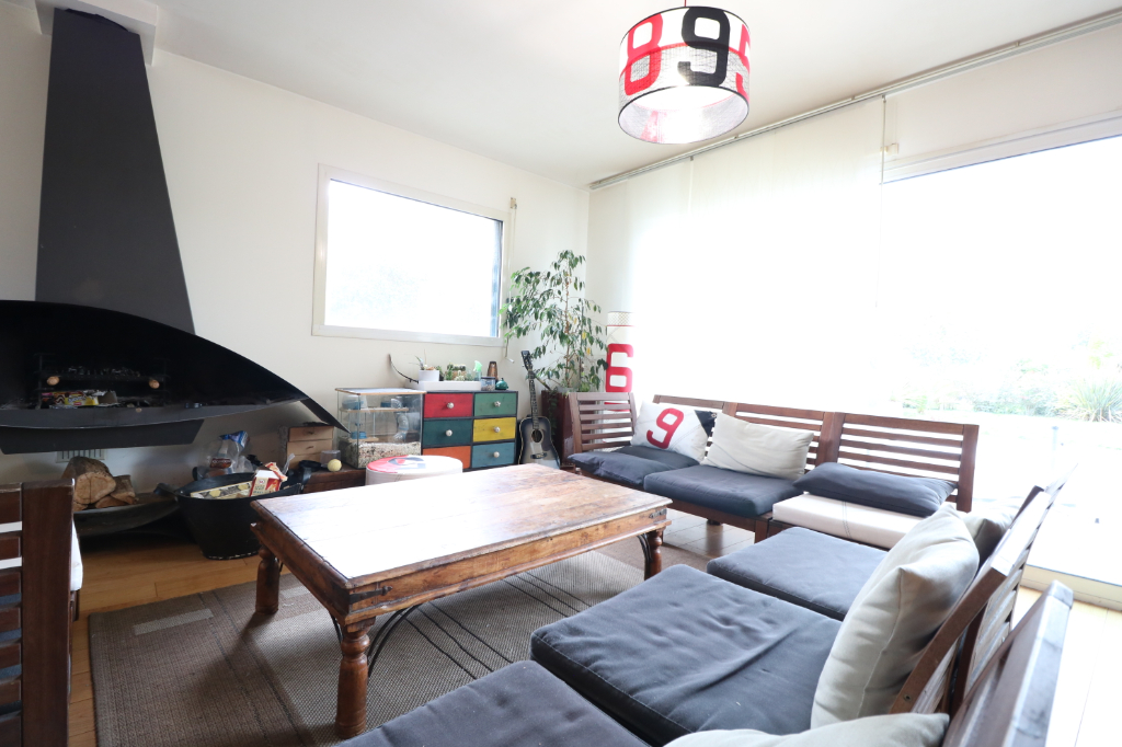 Maison T8 à Chavagne