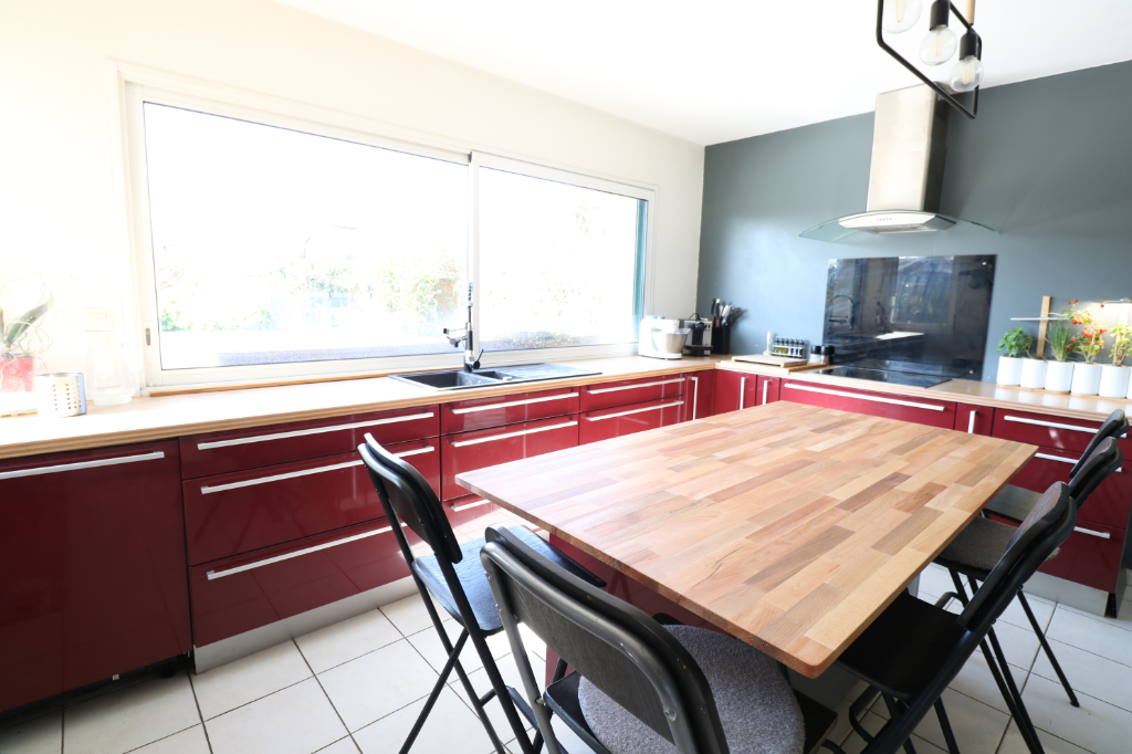 Maison T8 à Chavagne