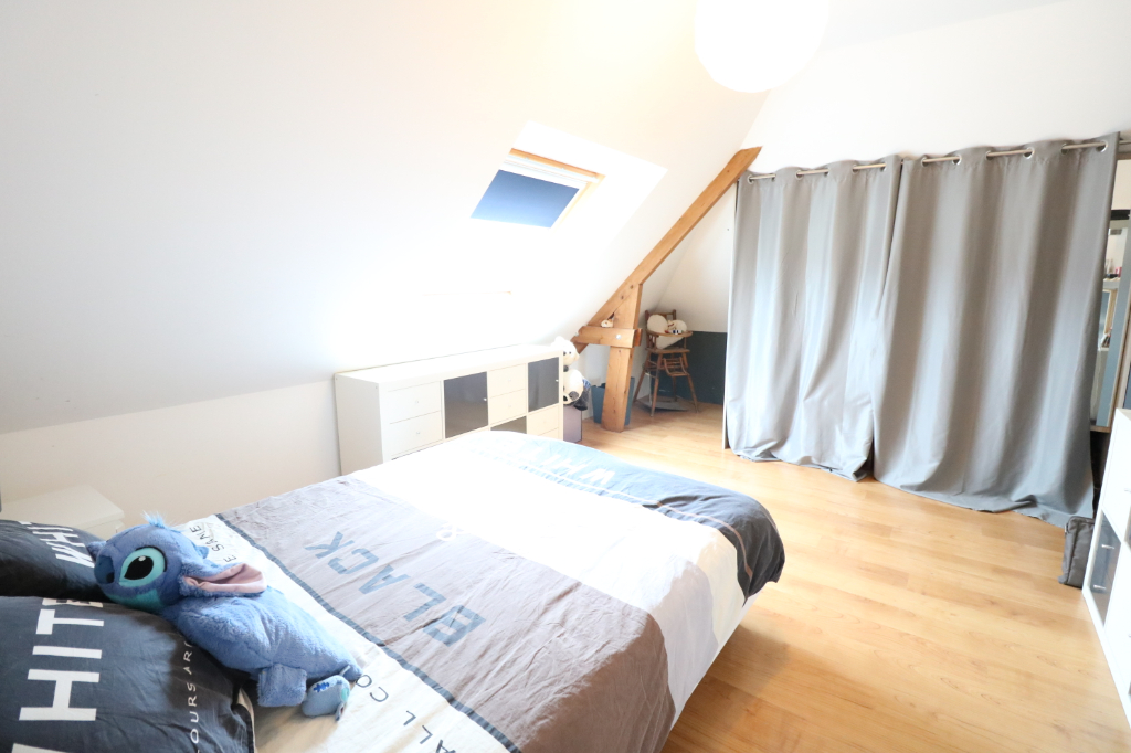 Maison T8 à Chavagne