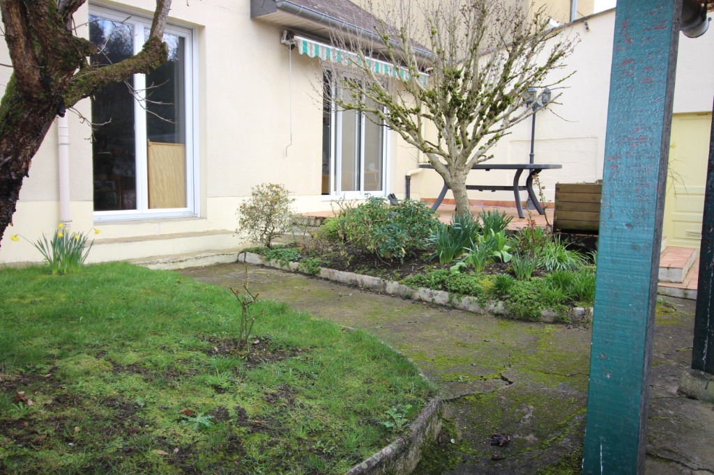 Maison T6 à Saint jacques de la lande