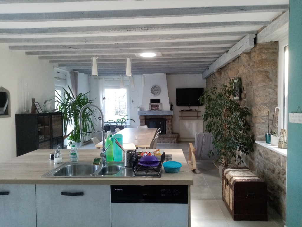 Maison T7 à Louvigne du desert