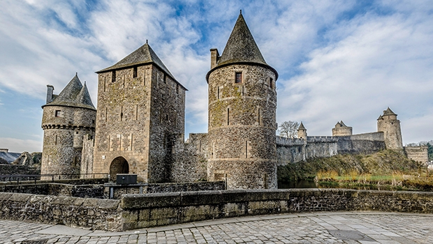 Terrain  à Fougeres