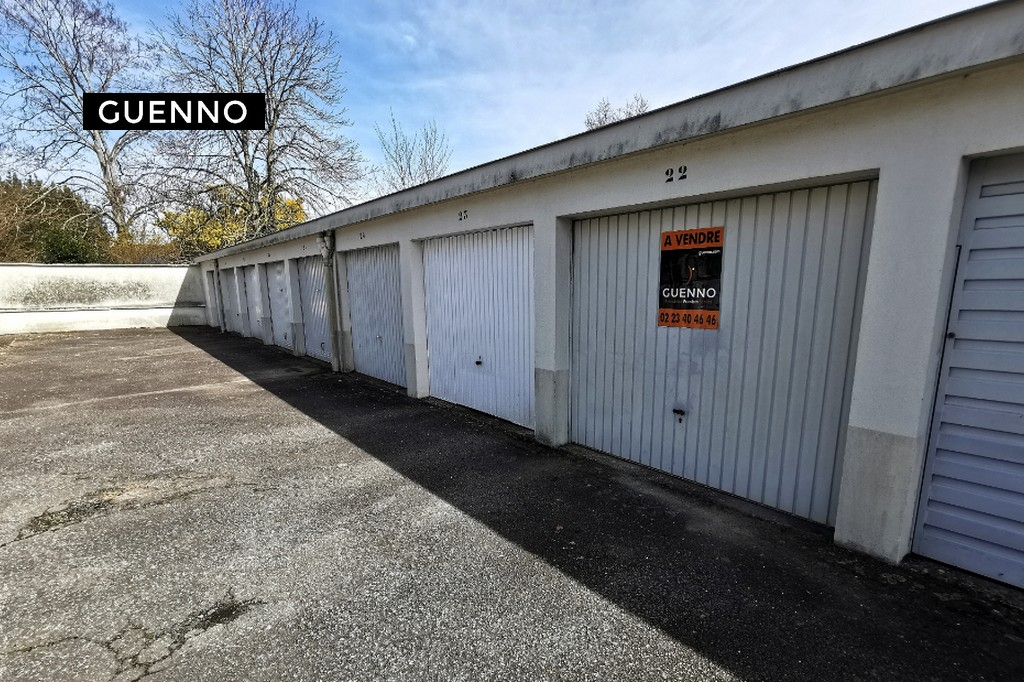 Garage  à Rennes