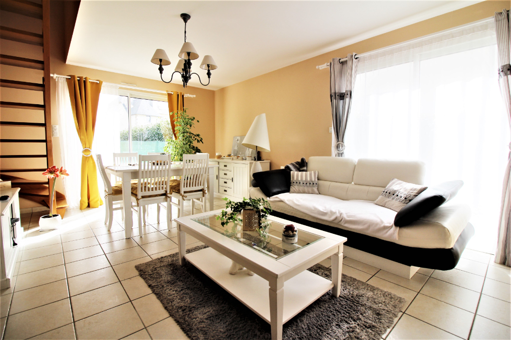 Appartement T4 à Saint domineuc