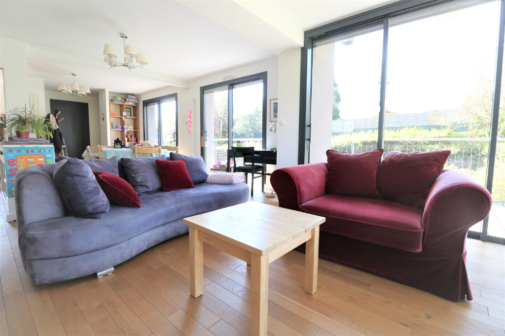 Maison T8 à Guichen