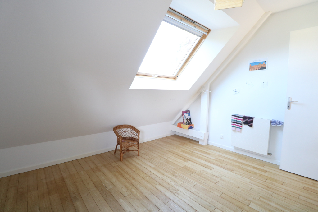 Maison T8 à Guichen