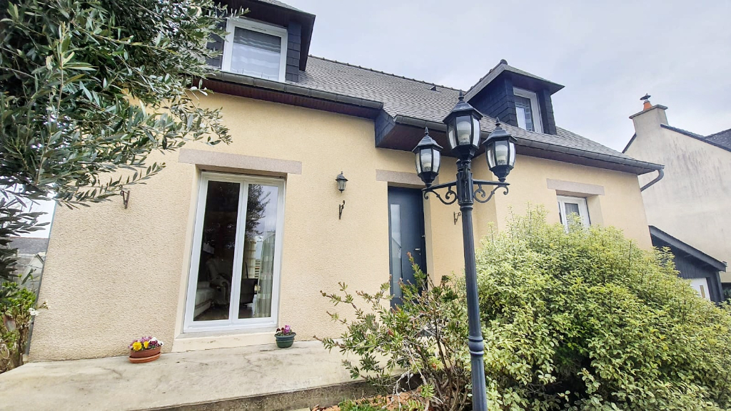 Maison T6 à Bedee