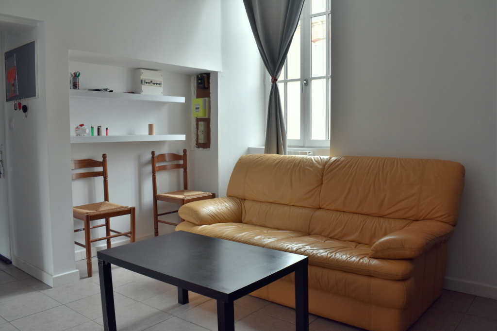 Immeuble T9 à Louvigne de bais